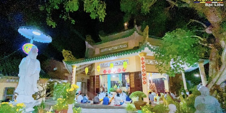 Không gian chùa Bửu Linh thanh tịnh